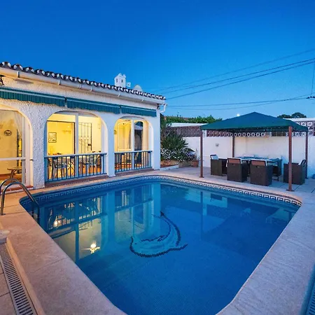 Casa Laybac Вілла