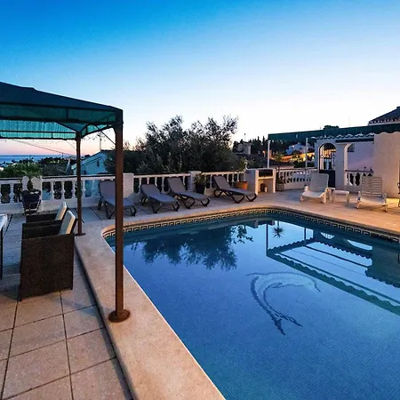 Casa Laybac Нерха